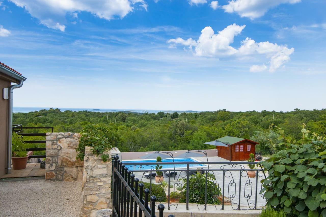 Meerblick Ferienhaus Julian nahe Rovinj Exterior foto